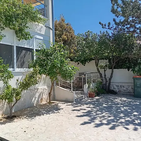 Sanja Apartmán *